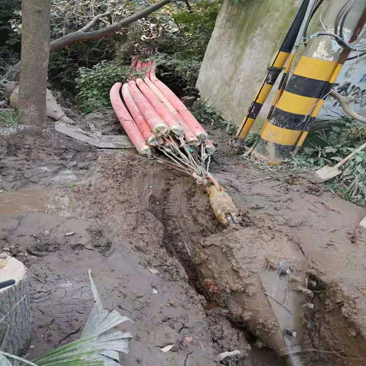 武汉武汉通风管道生产厂家拖拉管